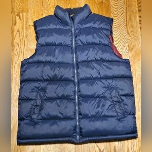 Men's Frost-Free Puffer Vest, Size XL.